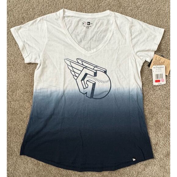 New Era Cleveland Guardian Baseball Ombré Fade T-shirt Women Size Small NEW Nwts - Picture 2 of 11